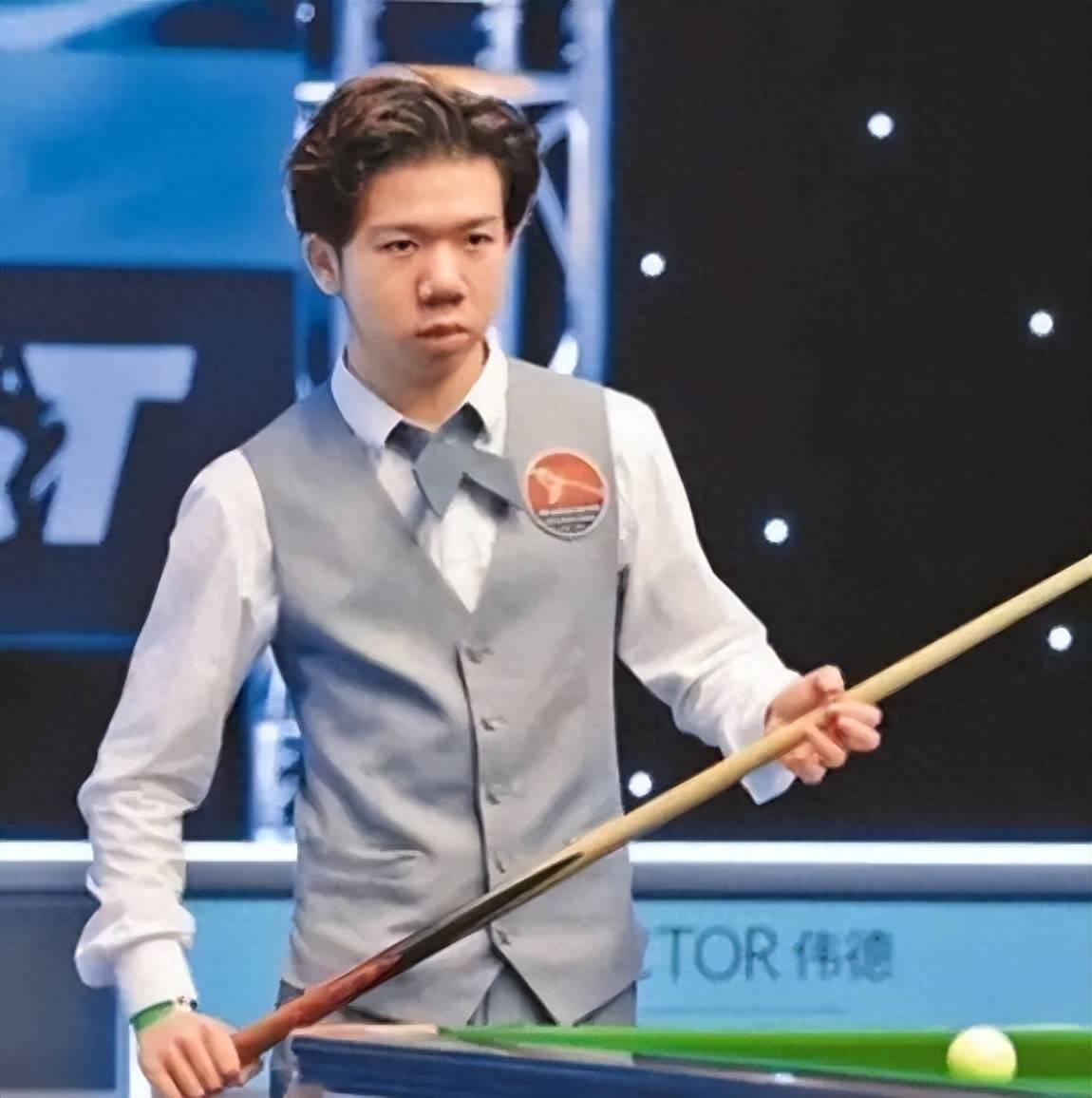 在前几个赛 在前几个赛